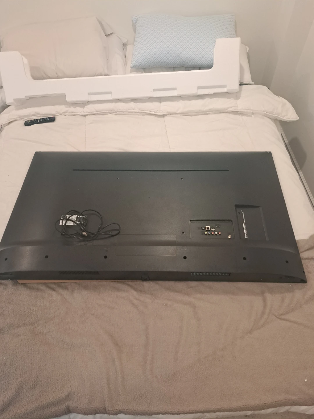 LG 55UM6910PUC 55-inch Smart UHD TV - photo 2