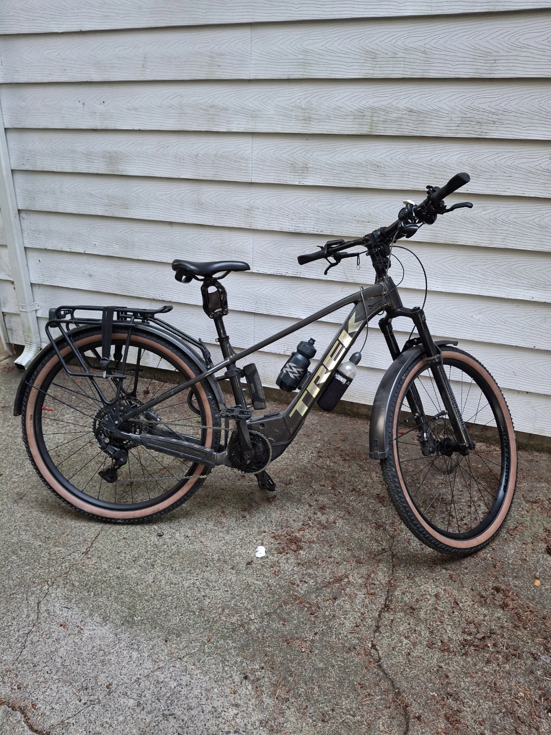 Trek Marlin 6 + electric bike