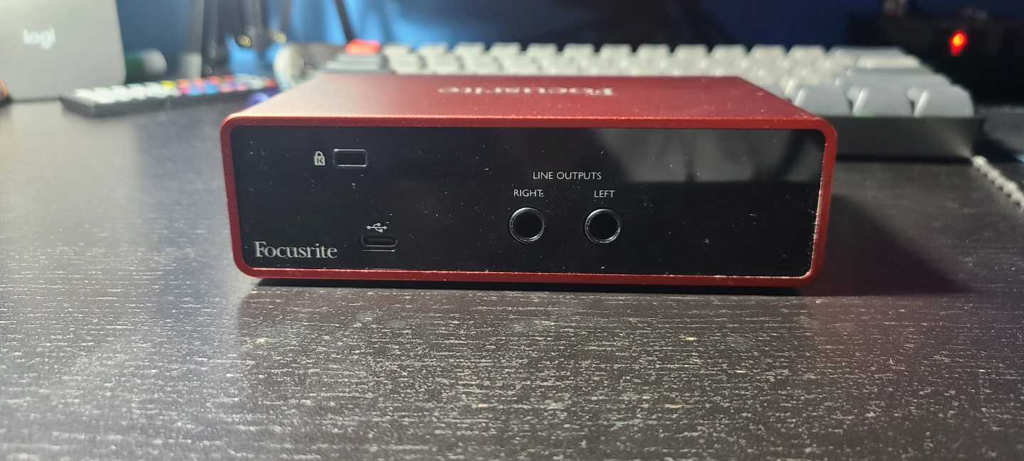 Focusrite Scarlett Solo Audio Interface - photo 2