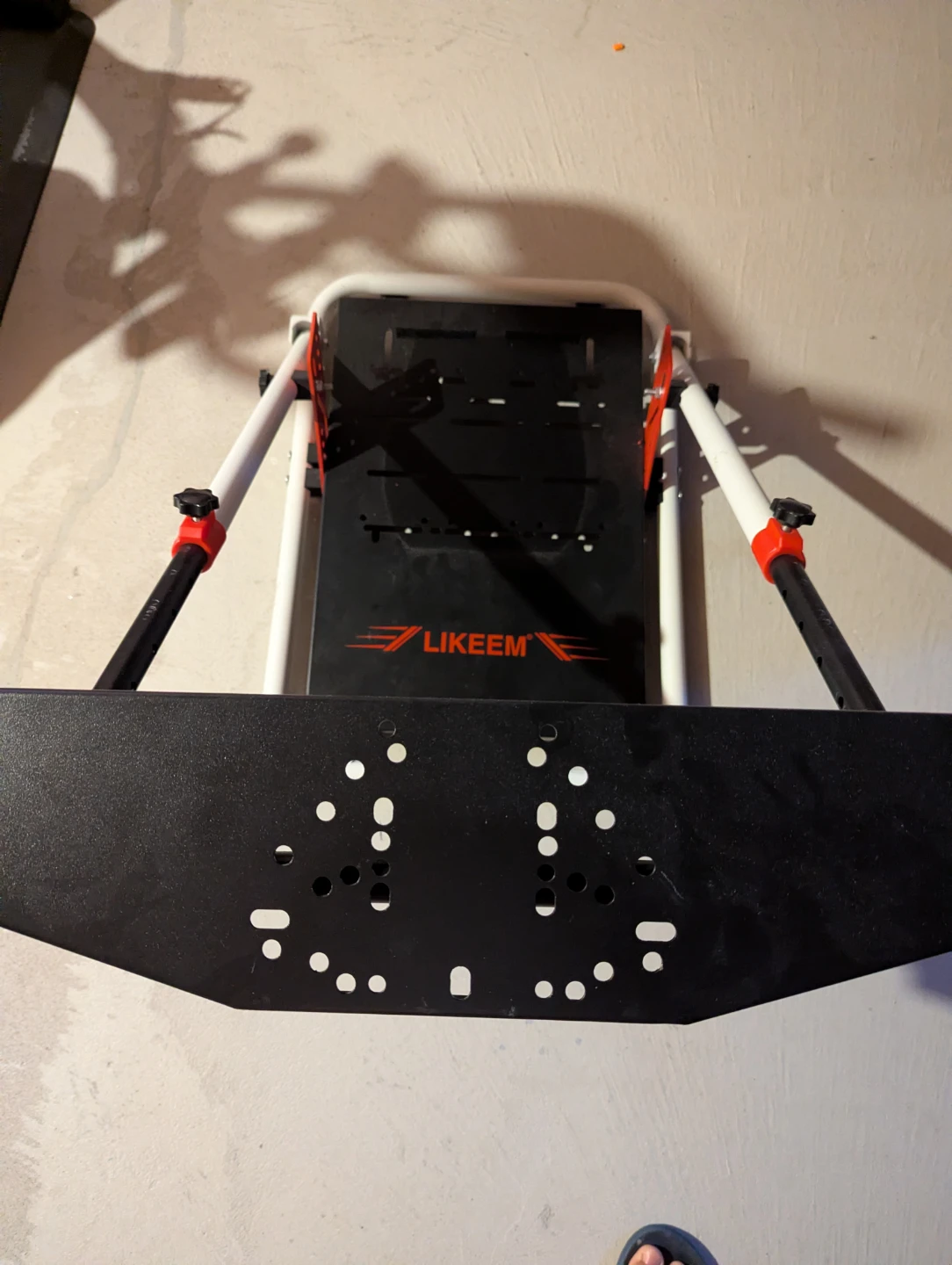 LIKEEM Racing Wheel Stand Assembly Guide - photo 2