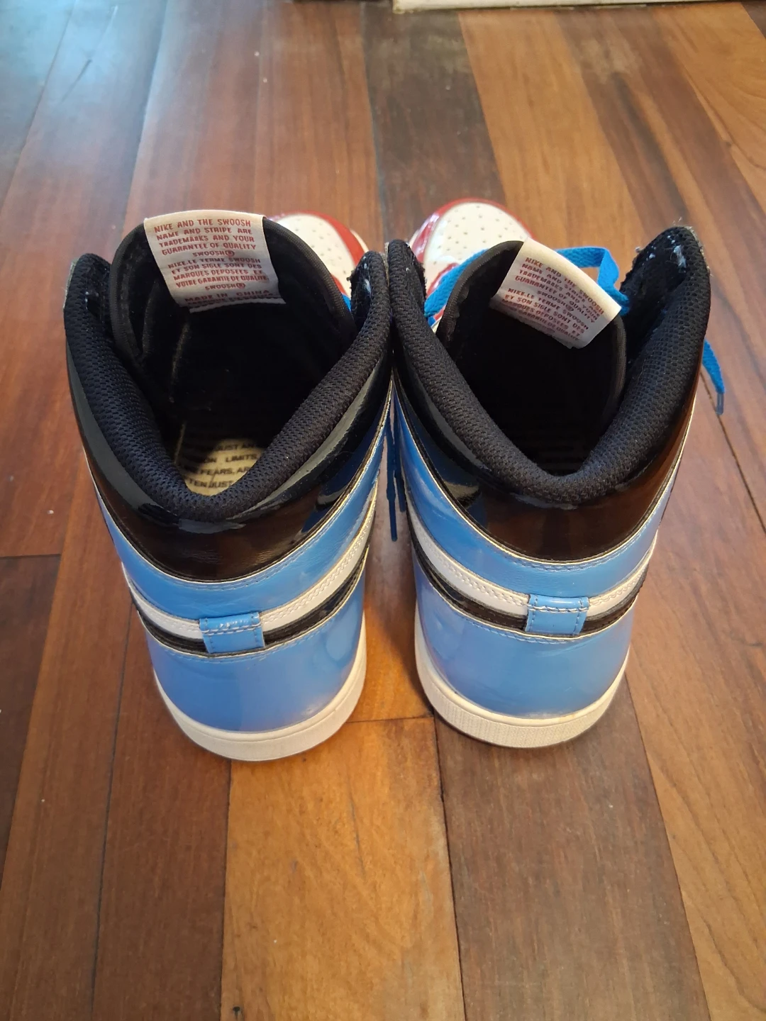 Nike Air Jordan 1 Retro High OG "Fearless - photo 4