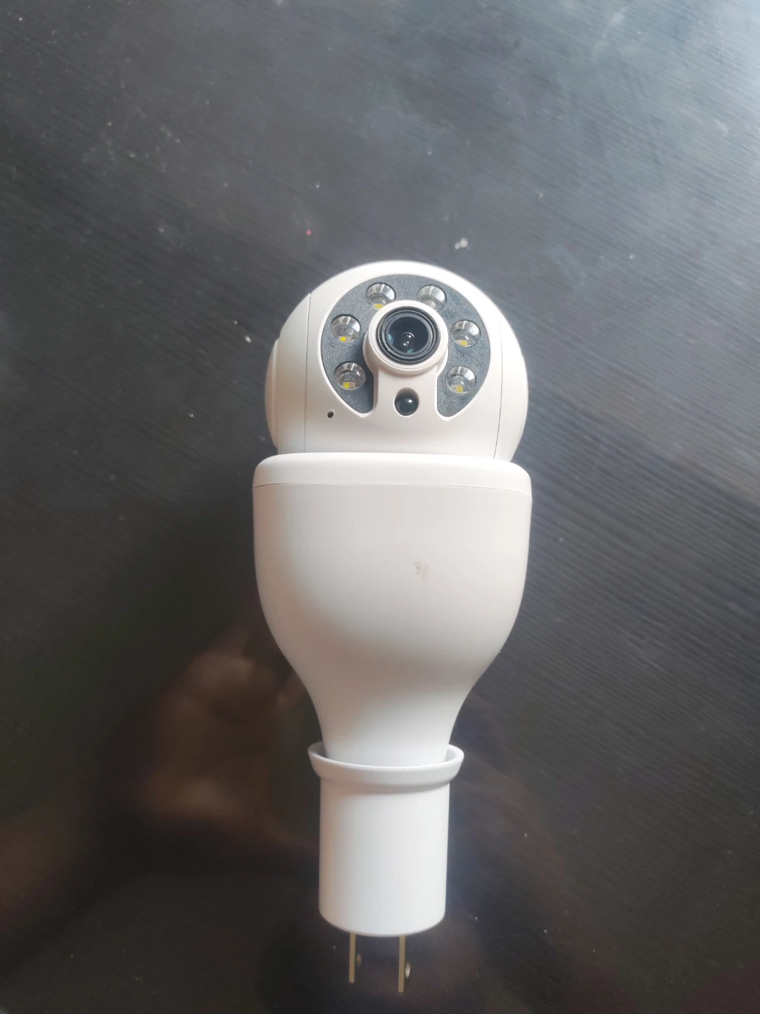FHD WiFi PTZ Bulb Camera