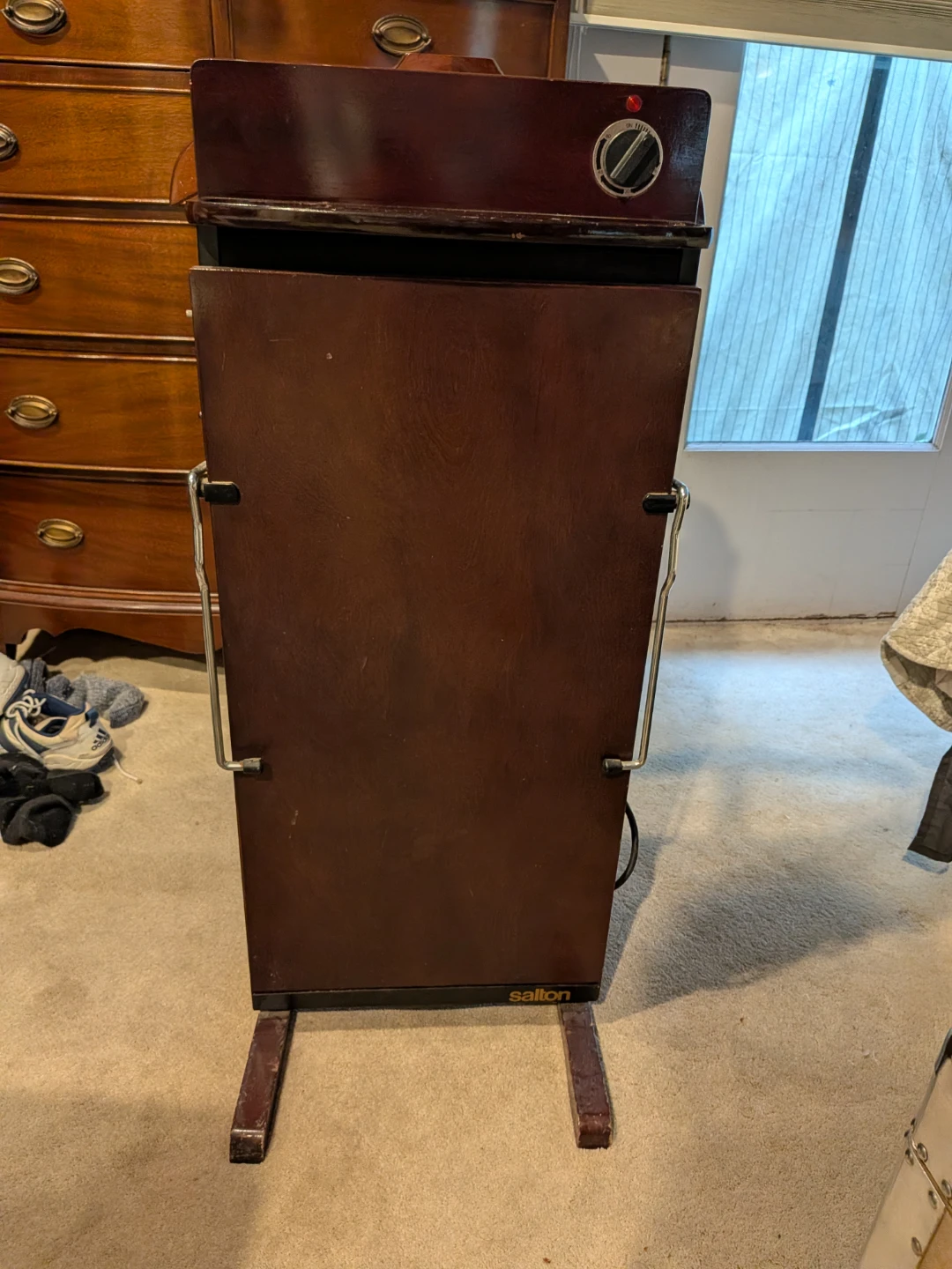 Salton Valet Valet Butler Automatic Clothes Press - photo 2