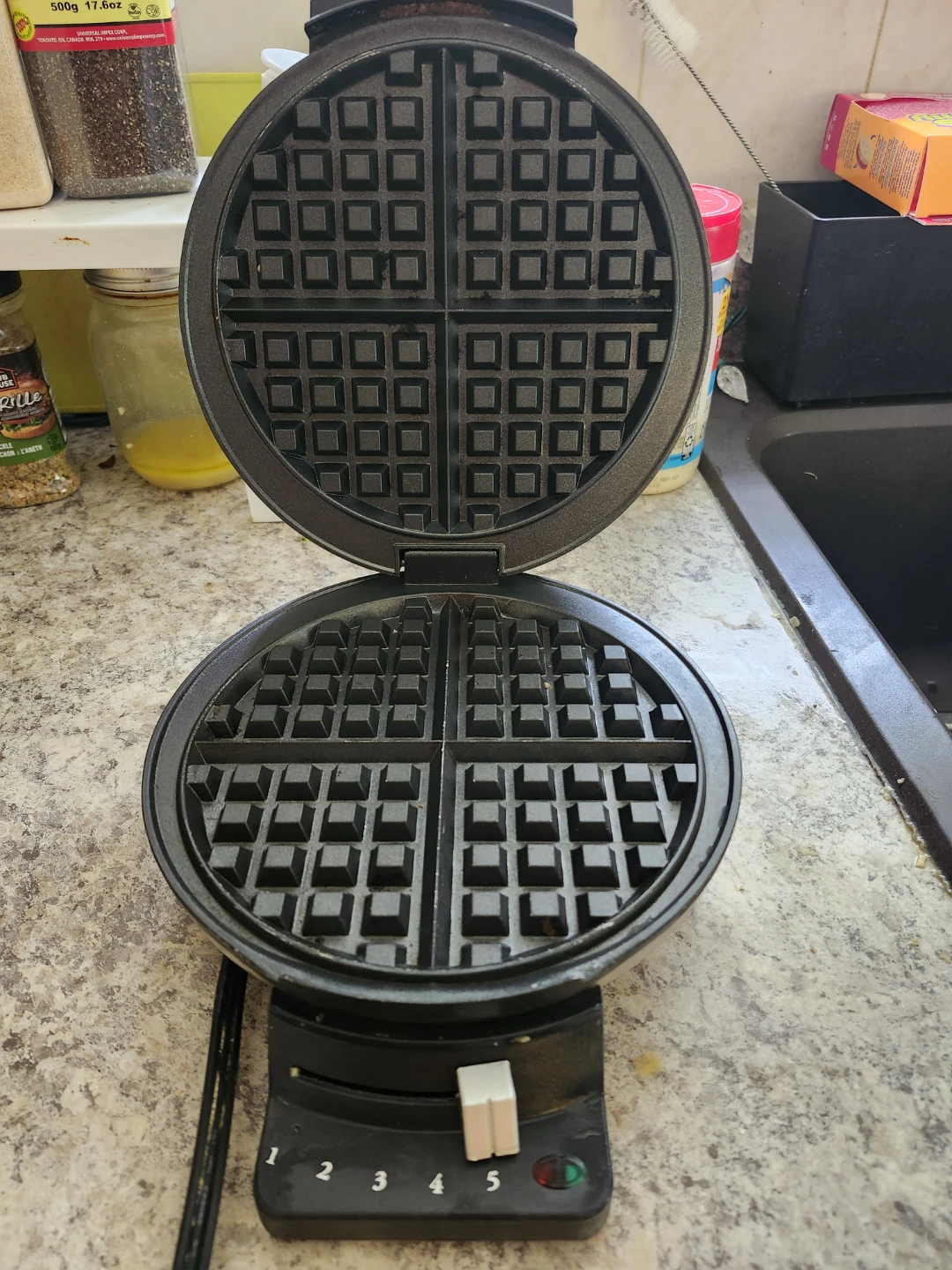 Cuisinart Waffle Maker - photo 2
