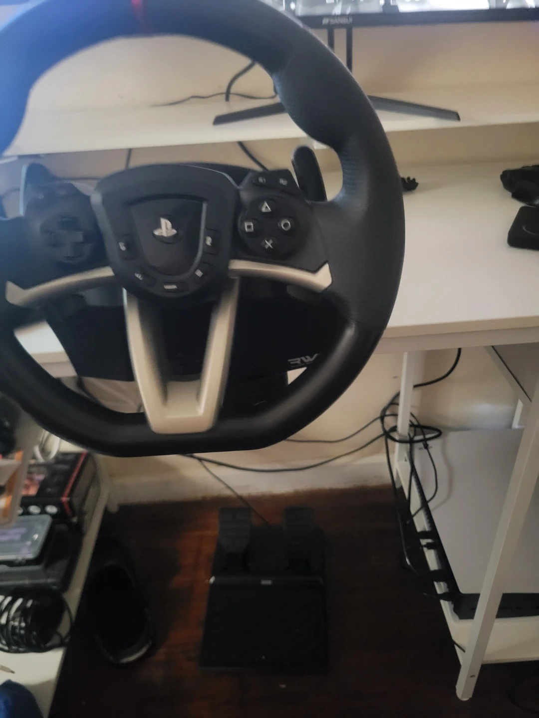 Logitech G29 Driving Force Racing Wheel for PS4/PS5 - photo 2