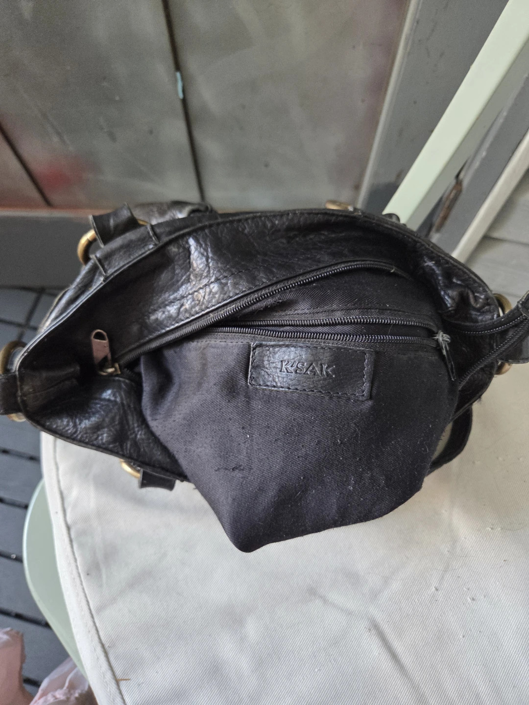 Black Leather "K'sak" Shoulder Bag - photo 3