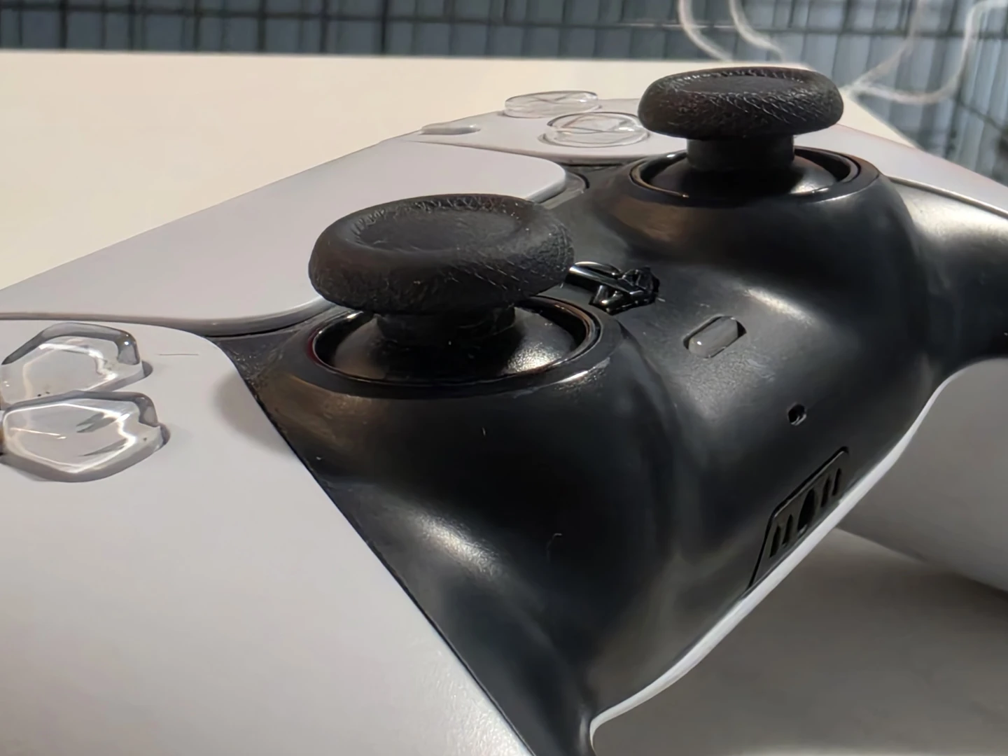Sony PlayStation 5 DualSense Wireless Controller - photo 3