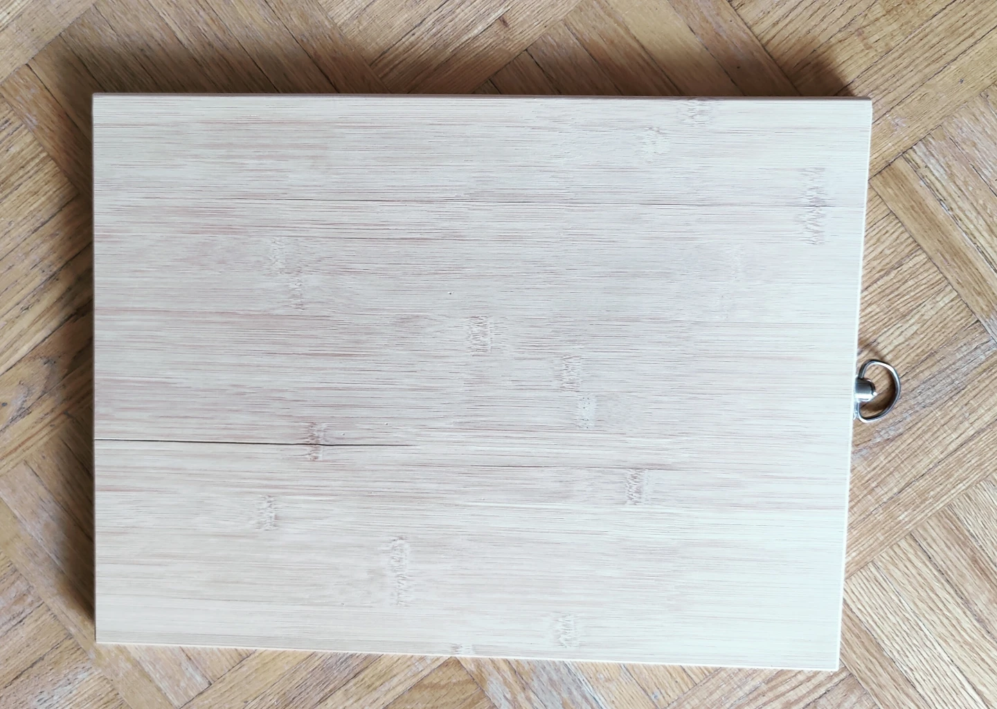 Bamboo Cutting Board with Hanging Ring - photo 3
