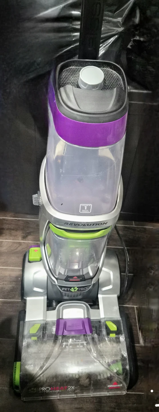 Bissell ProHeat 2X Revolution Pet Pro Upright Carpet Cleaner