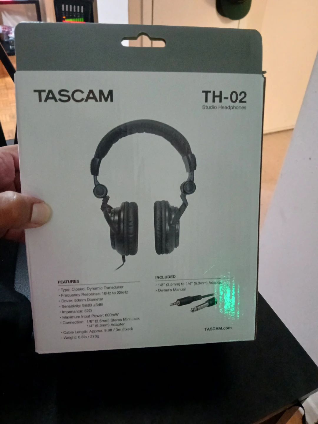 New Tascam TH-02 studio monitoring headphones - photo 2