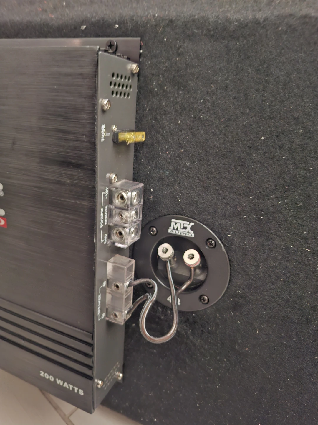 MTX Audio Terminator 200 Watt Subwoofer Enclosure - photo 4