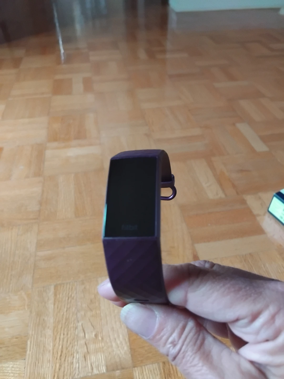 Fitbit Charge 4 Advanced Fitness Tracker + GPS - photo 2