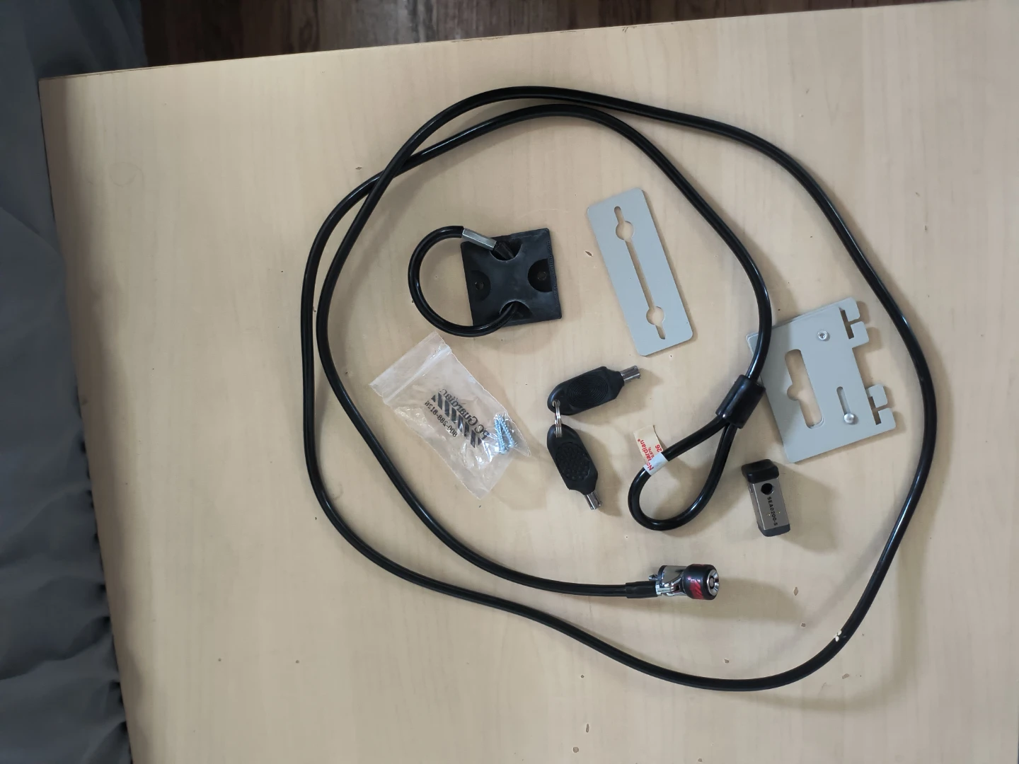 Security Cable Lock with Keys and Mounts