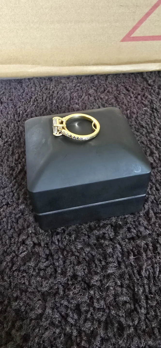 Gold Engagement Ring with Square Cut Stone - photo 4