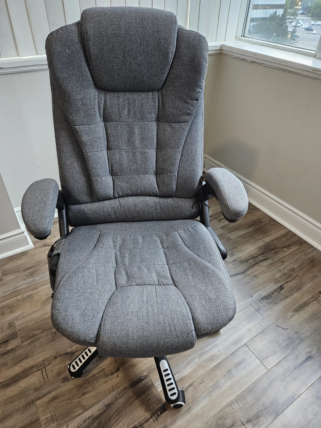 Grey Executive Desk Chair – Reclining & Massage Functions - photo 5