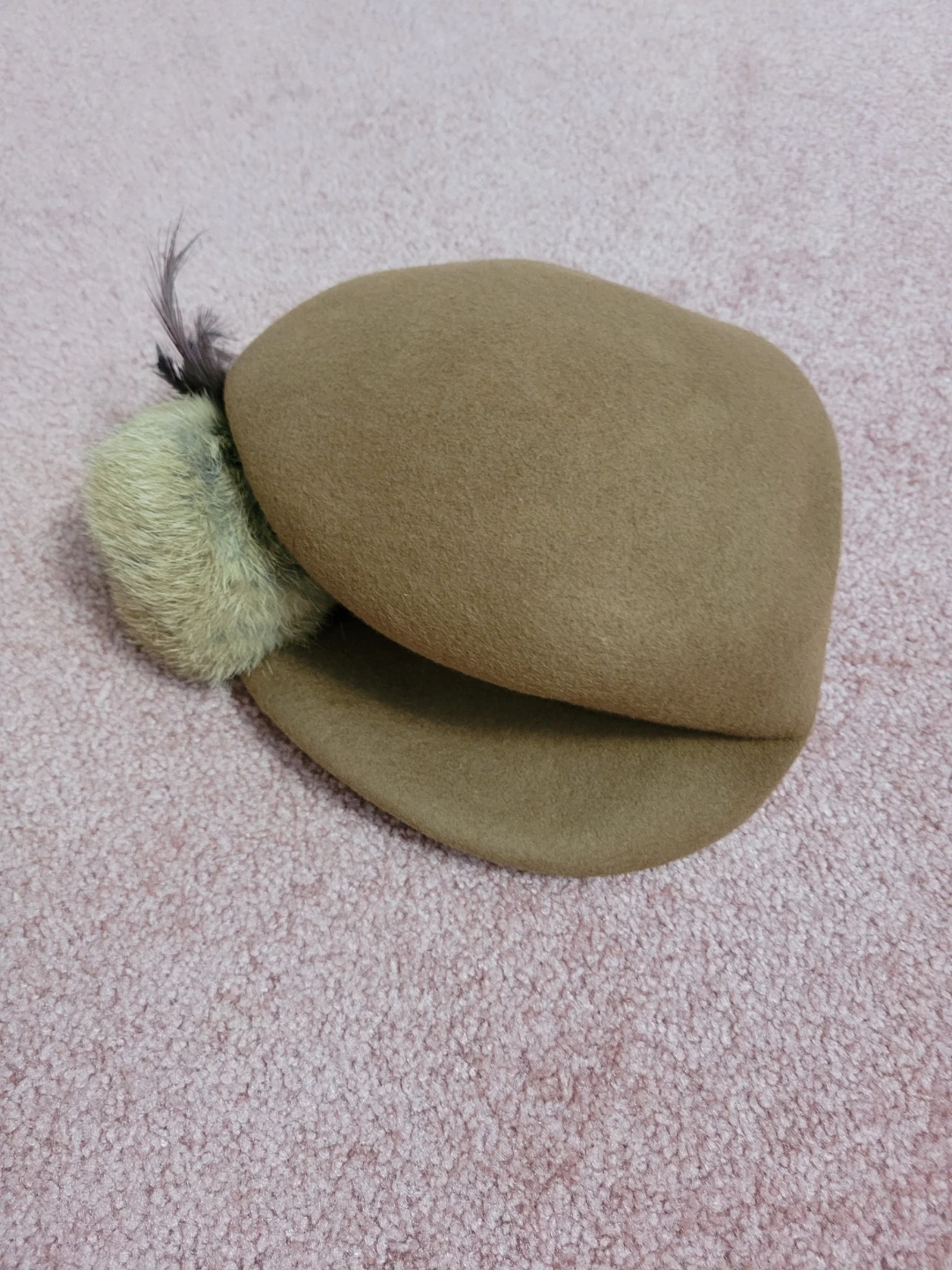 Brown 100% Wool Hat with Fur Pom-Pom and Feather - photo 3