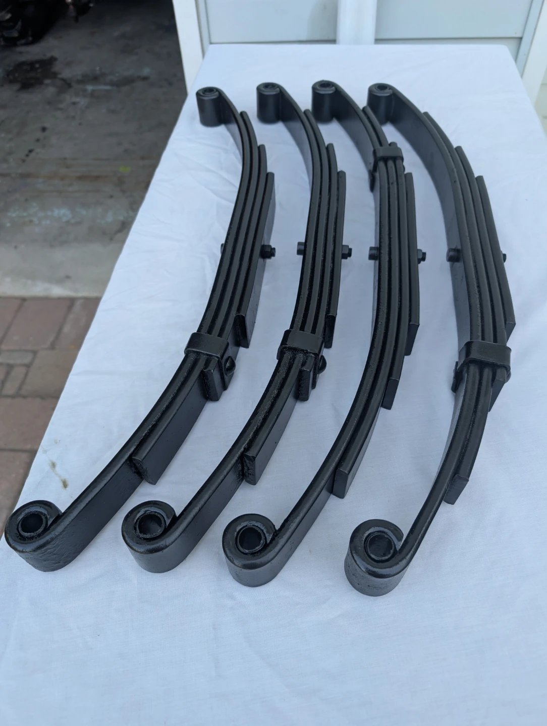 4 Leaf Springs for 3500 lb Trailer Axle - photo 2