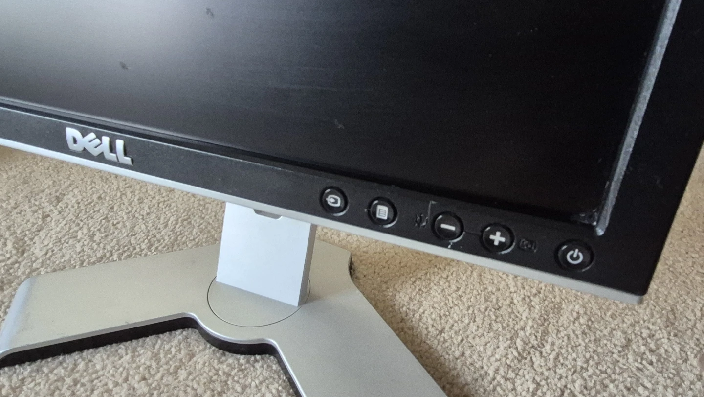 Dell 17" LCD Monitor - photo 3