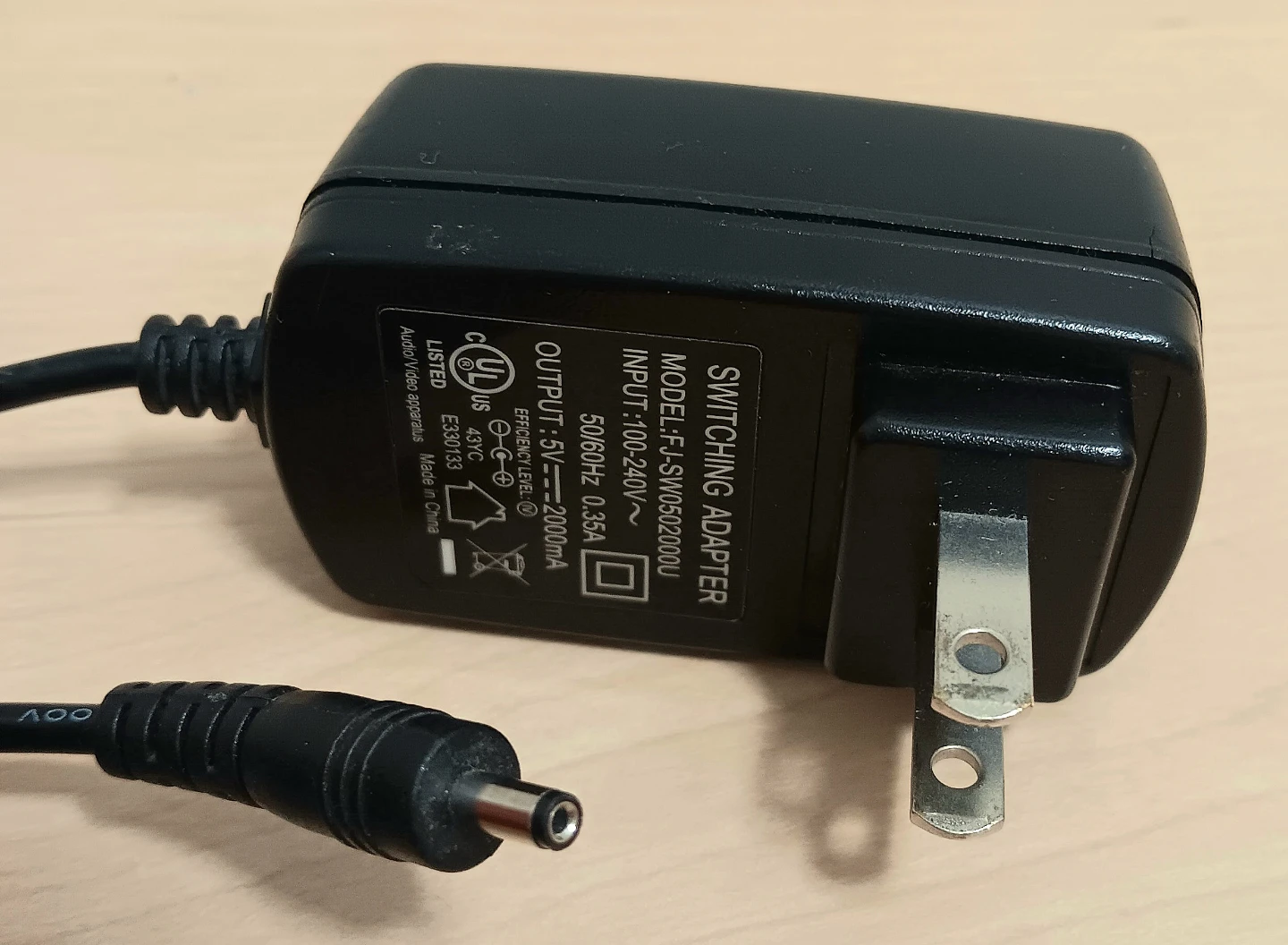 🔌FJ-SW0502000U Switching Adapter🔌