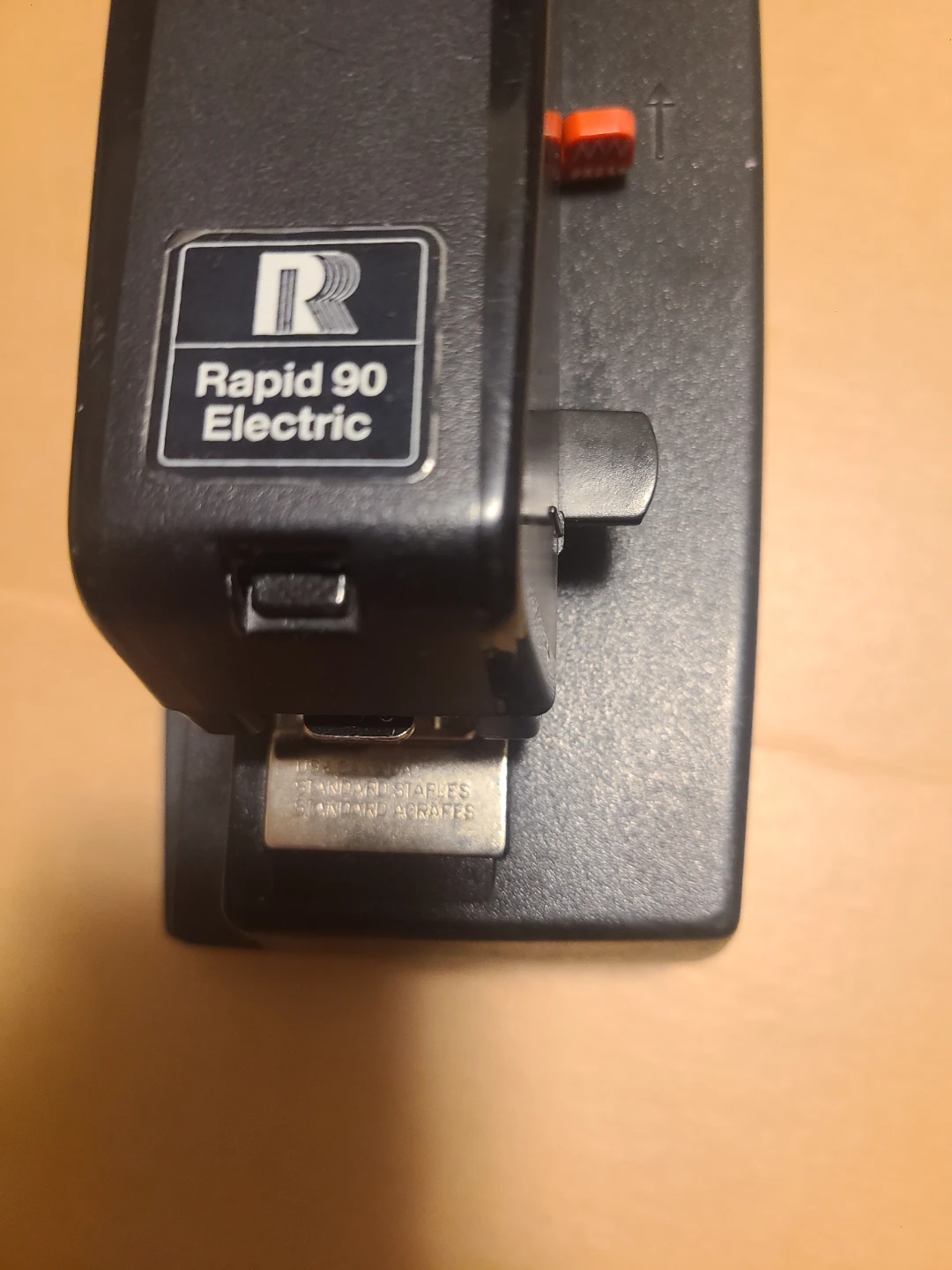 Rapid 90 Electric Stapler - photo 3