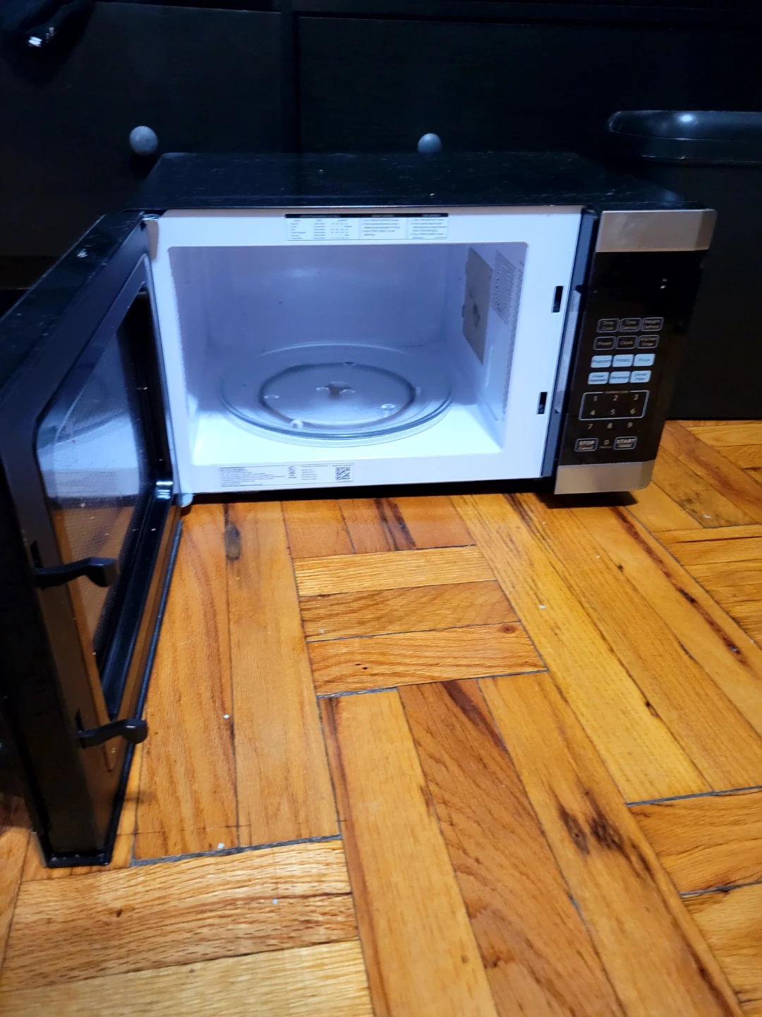 BLACK+DECKER Microwave