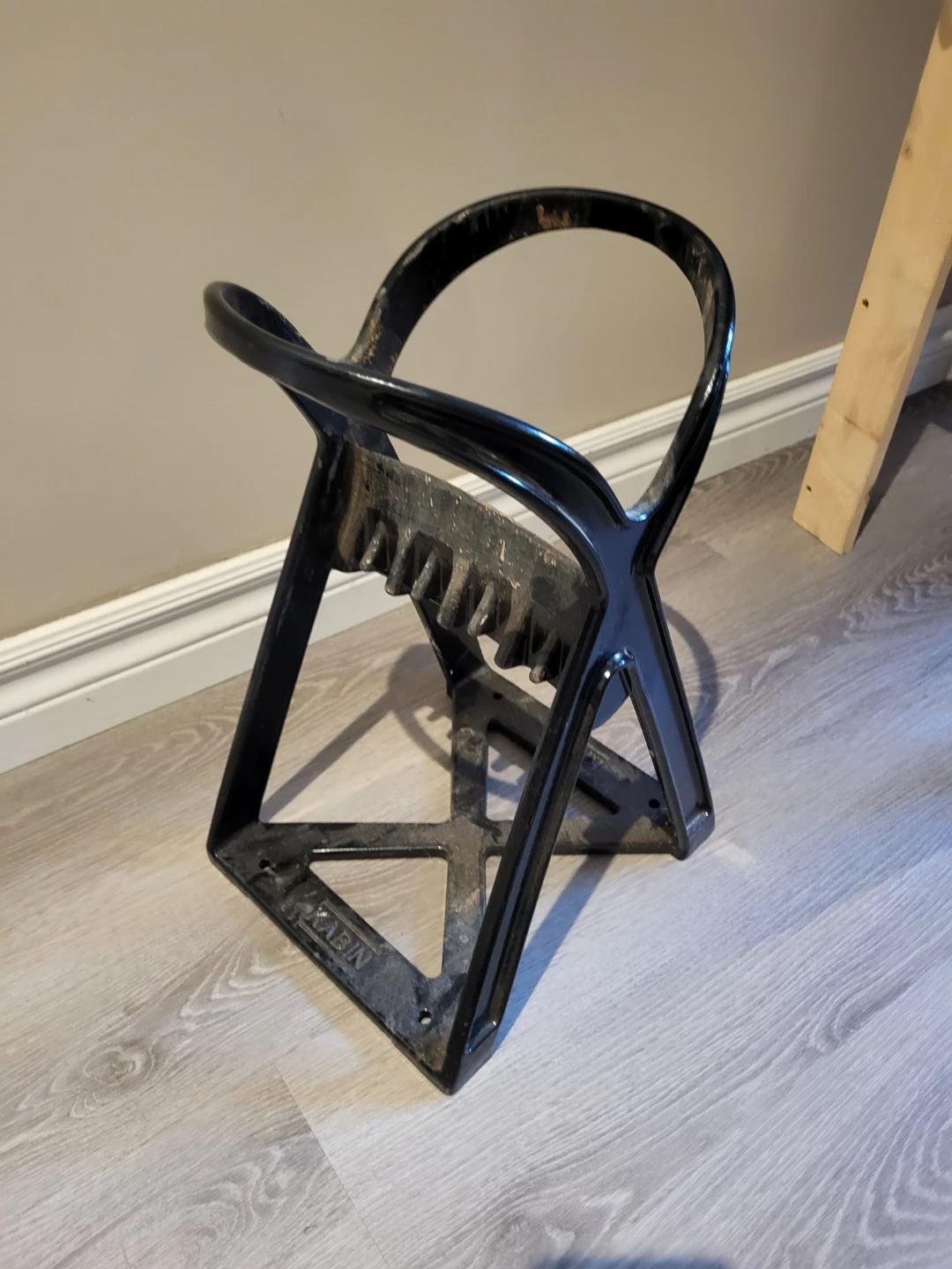 Black Cast Iron Kindling Firewood Maker