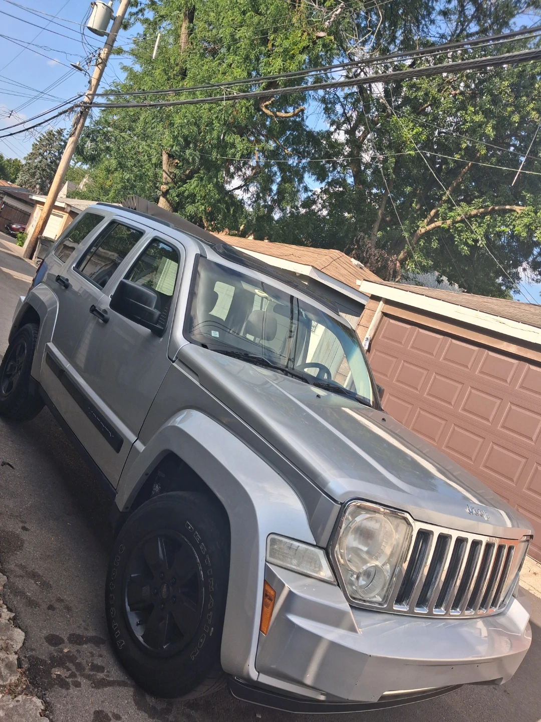 For sale: spectacular 2010 Jeep Liberty Sport. 4x4 - photo 4