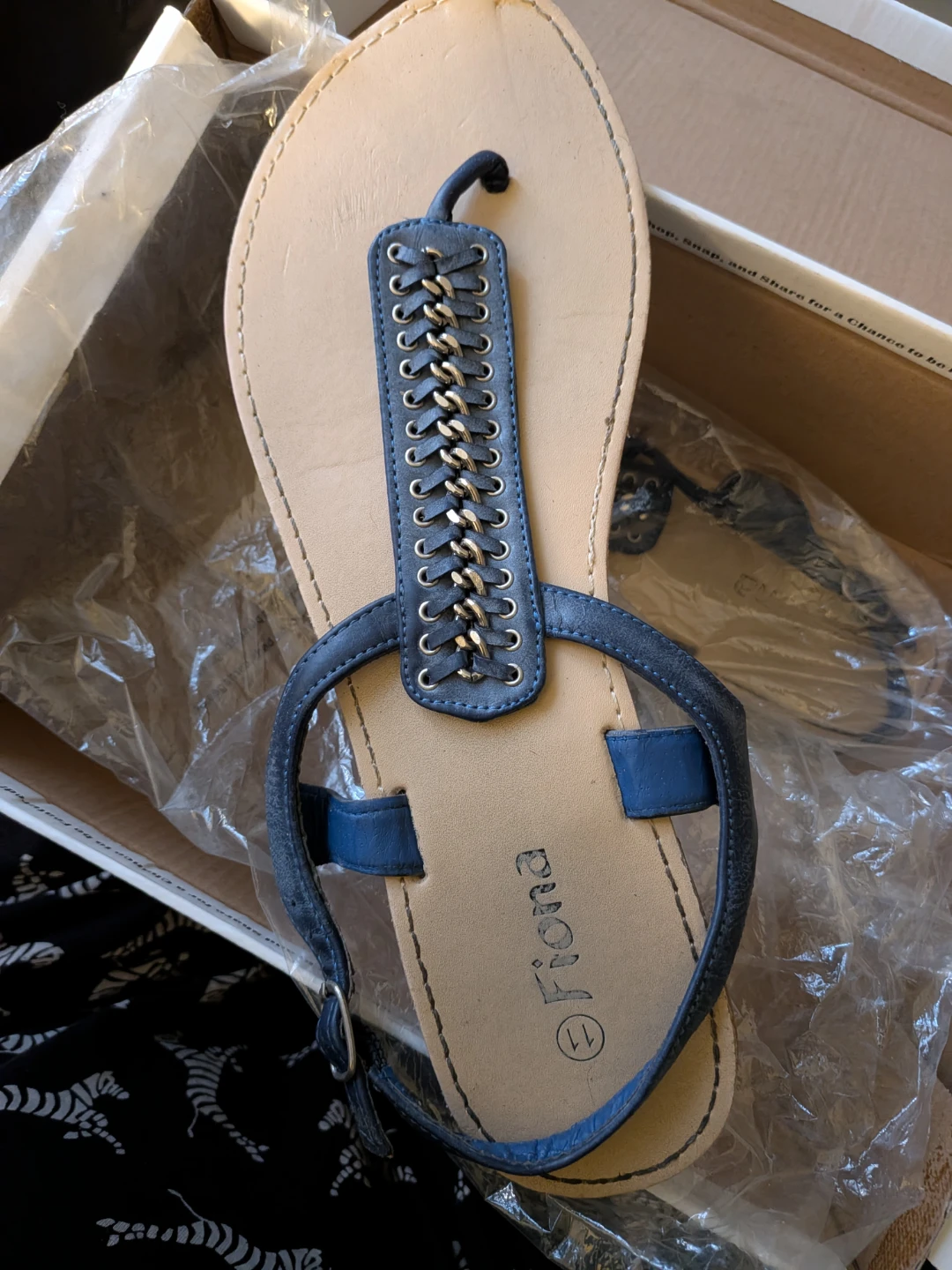 Fiona Women's Blue Thong Sandals Size 11 - photo 2