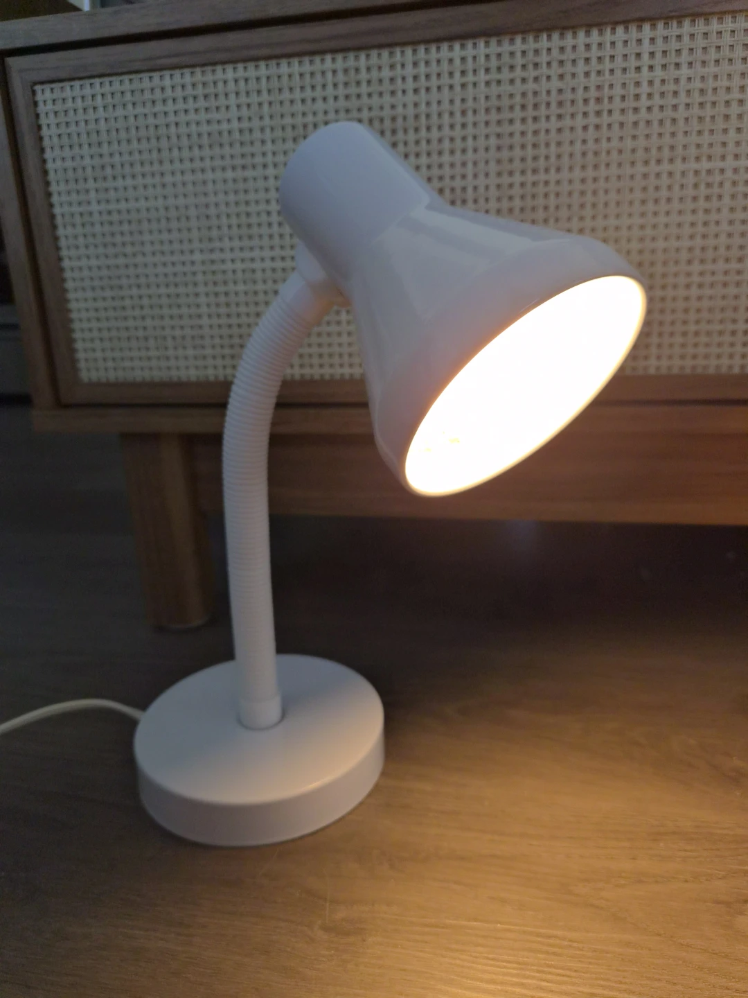 Flexible Desk Lamp - White