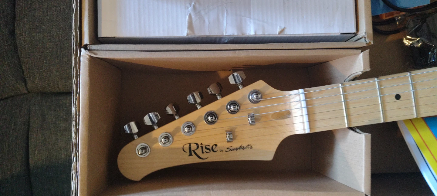 Rise Electric Guitar Starter Pack with Amp - photo 2
