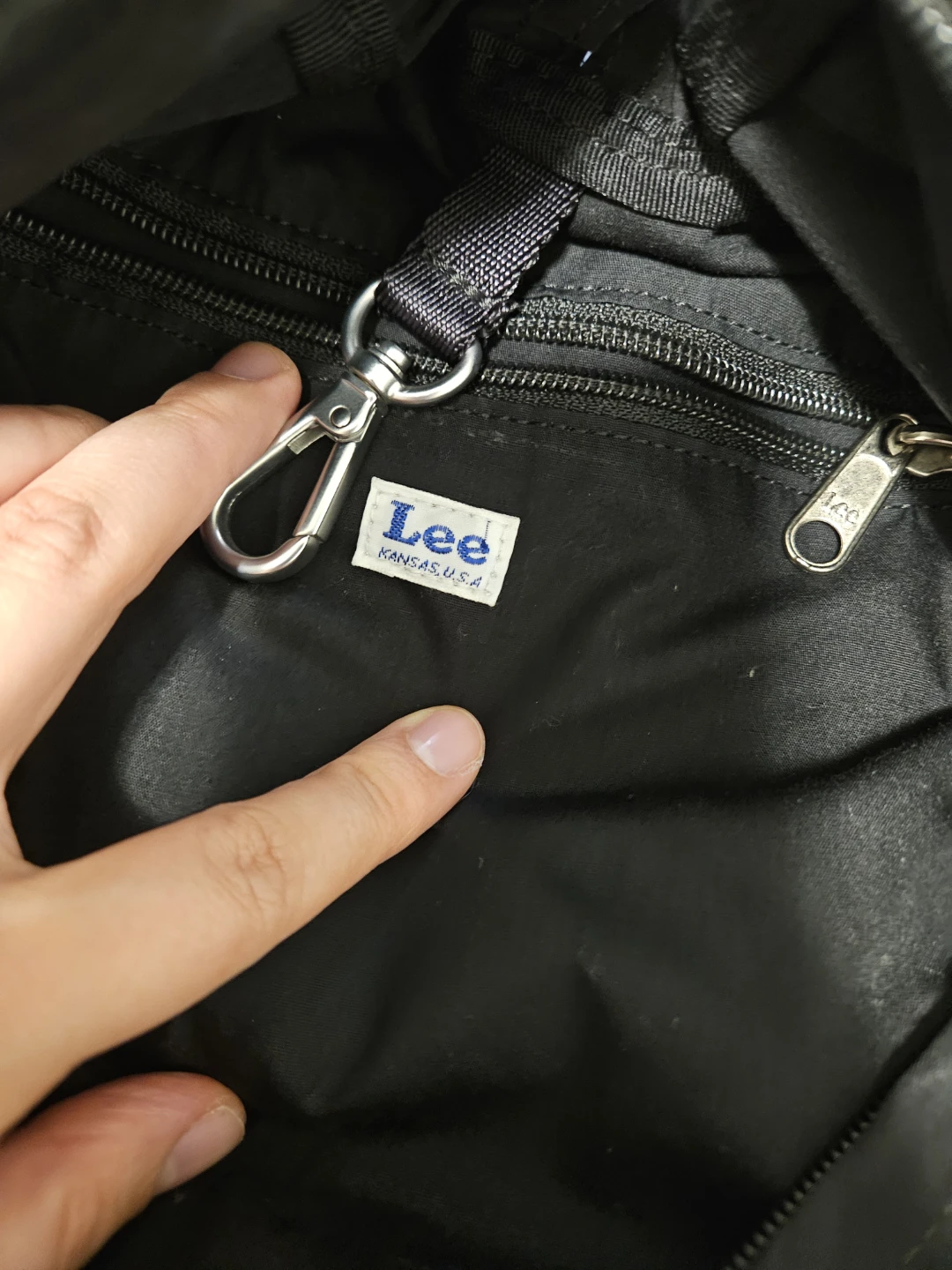 Lee Black Drawstring Cross Backpack - photo 3