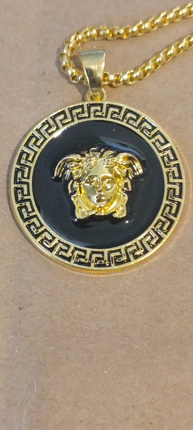 Gold plated Chain Necklace with Medusa Pendant - photo 4