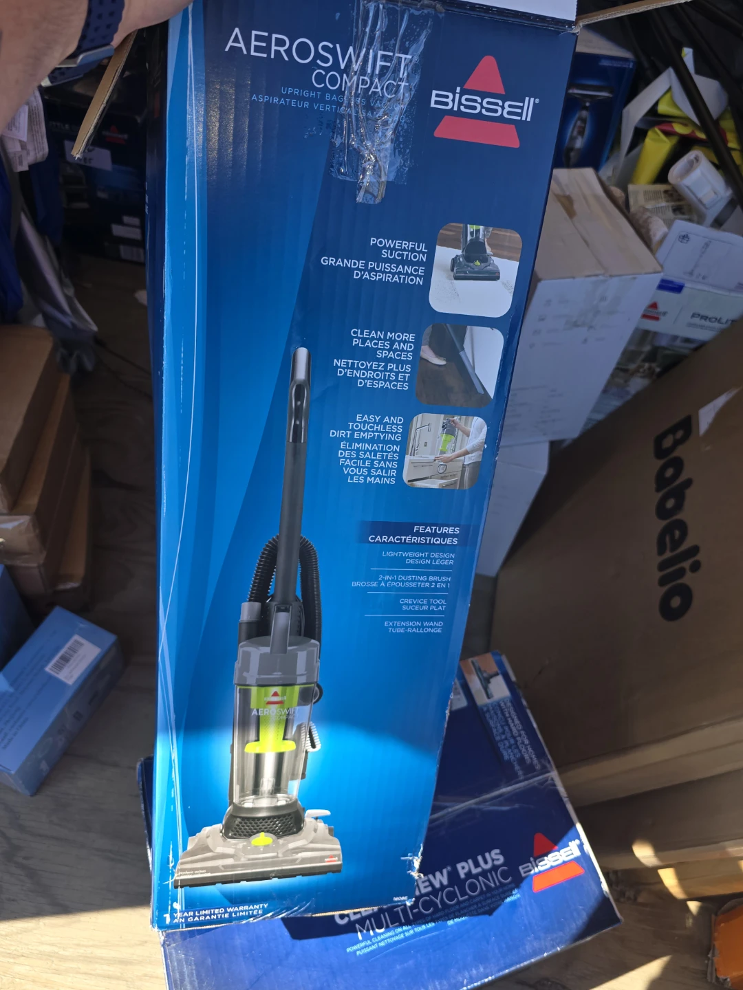 Bissell AeroSwift Compact Upright Bagless Vacuum