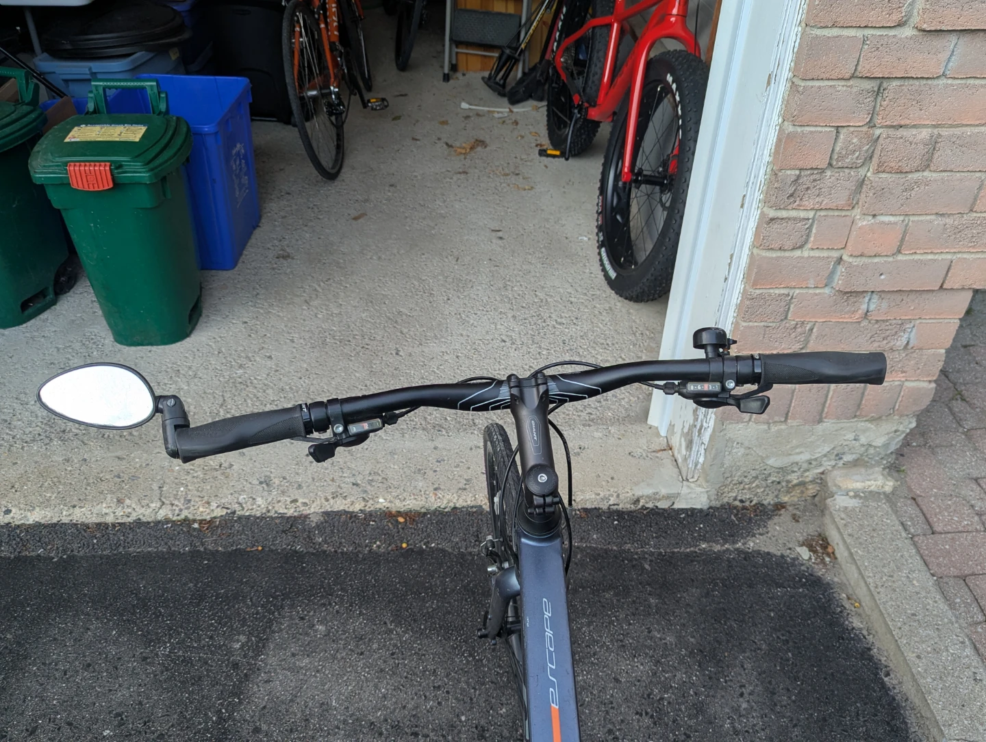 Bicycle: 2016 Giant Escape 2 - photo 5