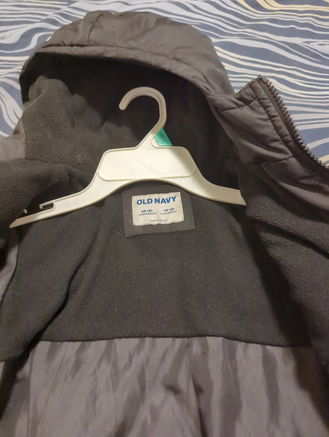Old Navy Black Hooded Puffer Jacket XS