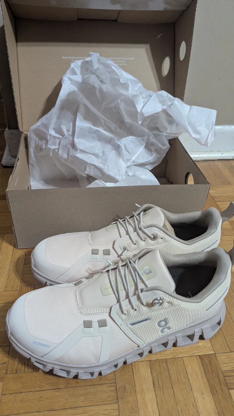 BRAND new ON cloud 6 WP women's shoes for sale - photo 4