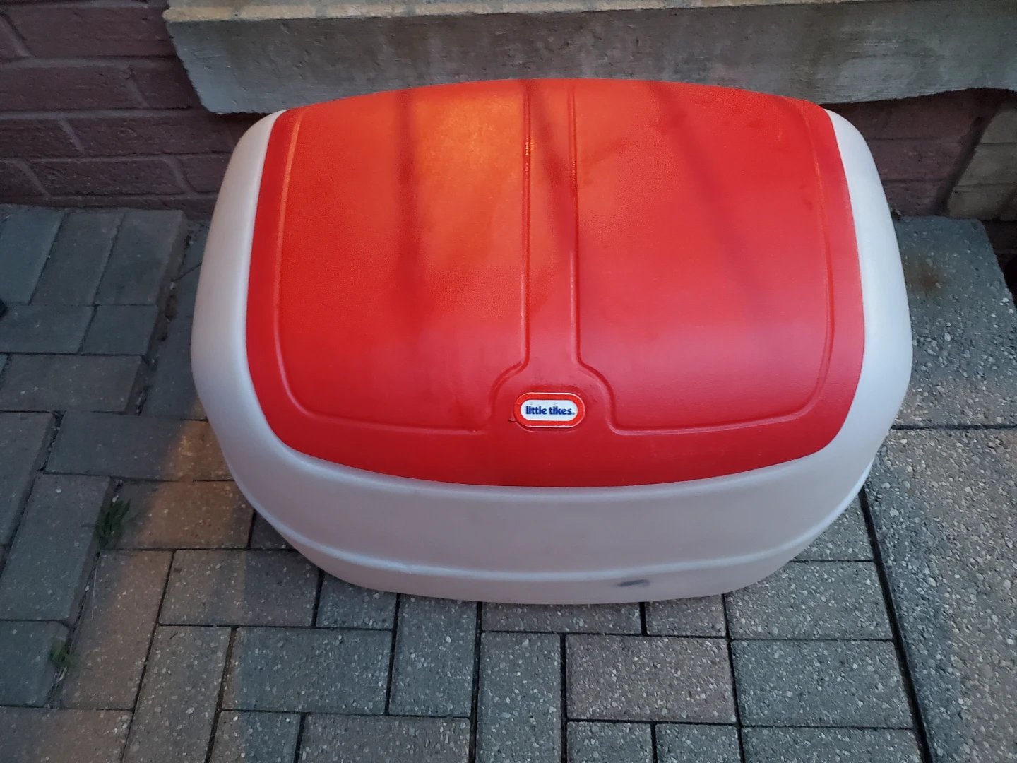 Little Tikes Toy Chest Storage Bin Red/White - photo 2