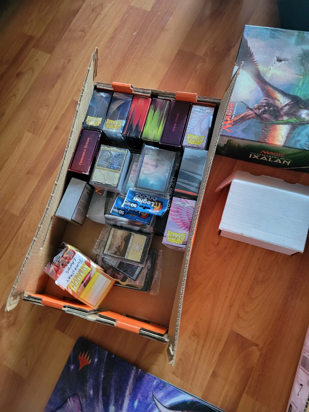 Magic: The Gathering Card Collection and Accessories - photo 5
