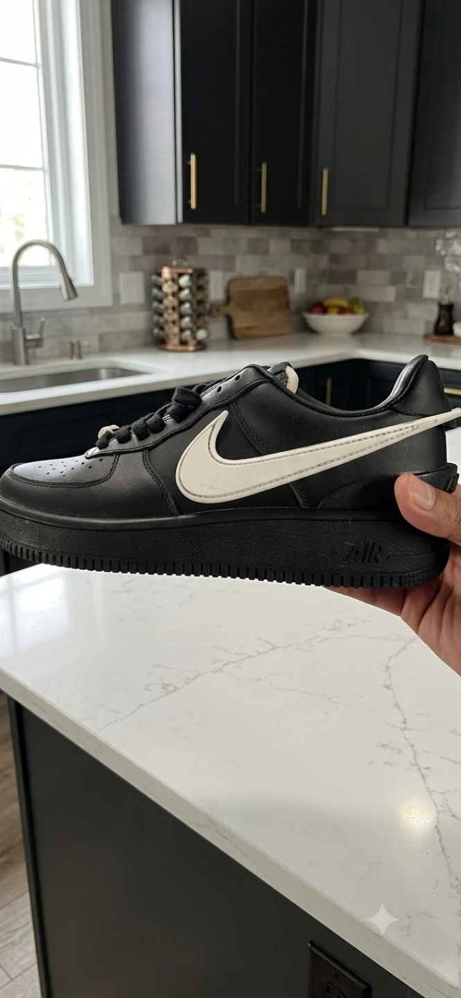 Men's Nike Air Force size 8.5