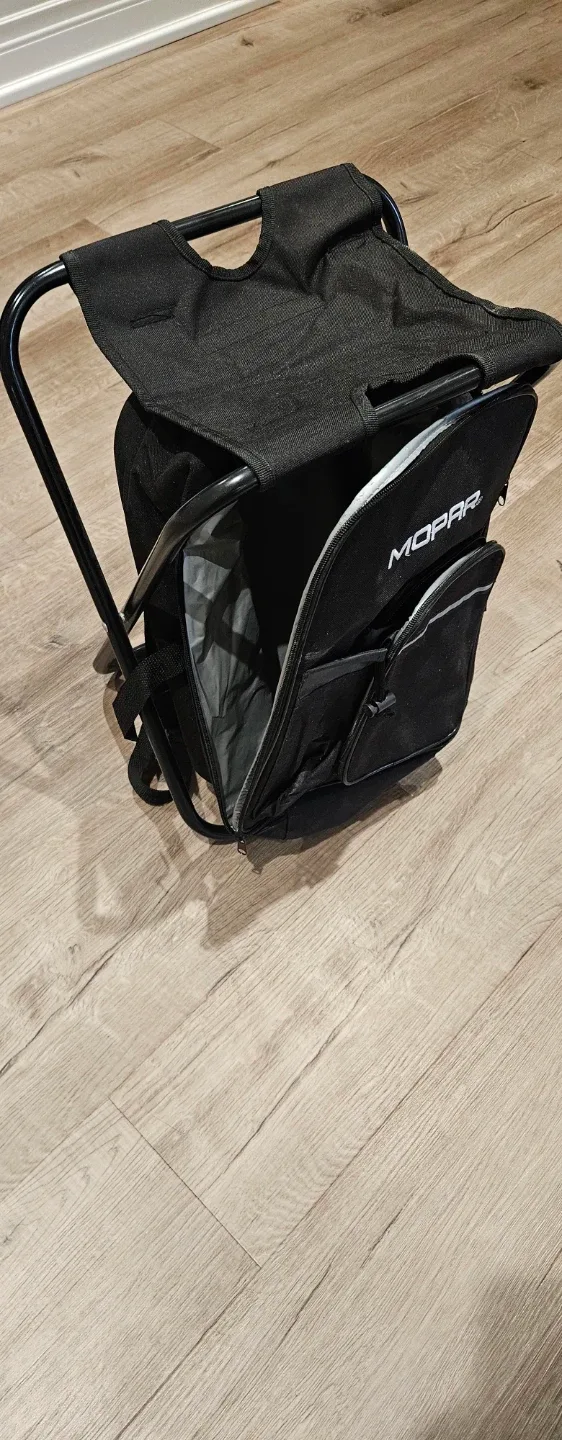 Mopar Folding Seat with Cooler Bag
