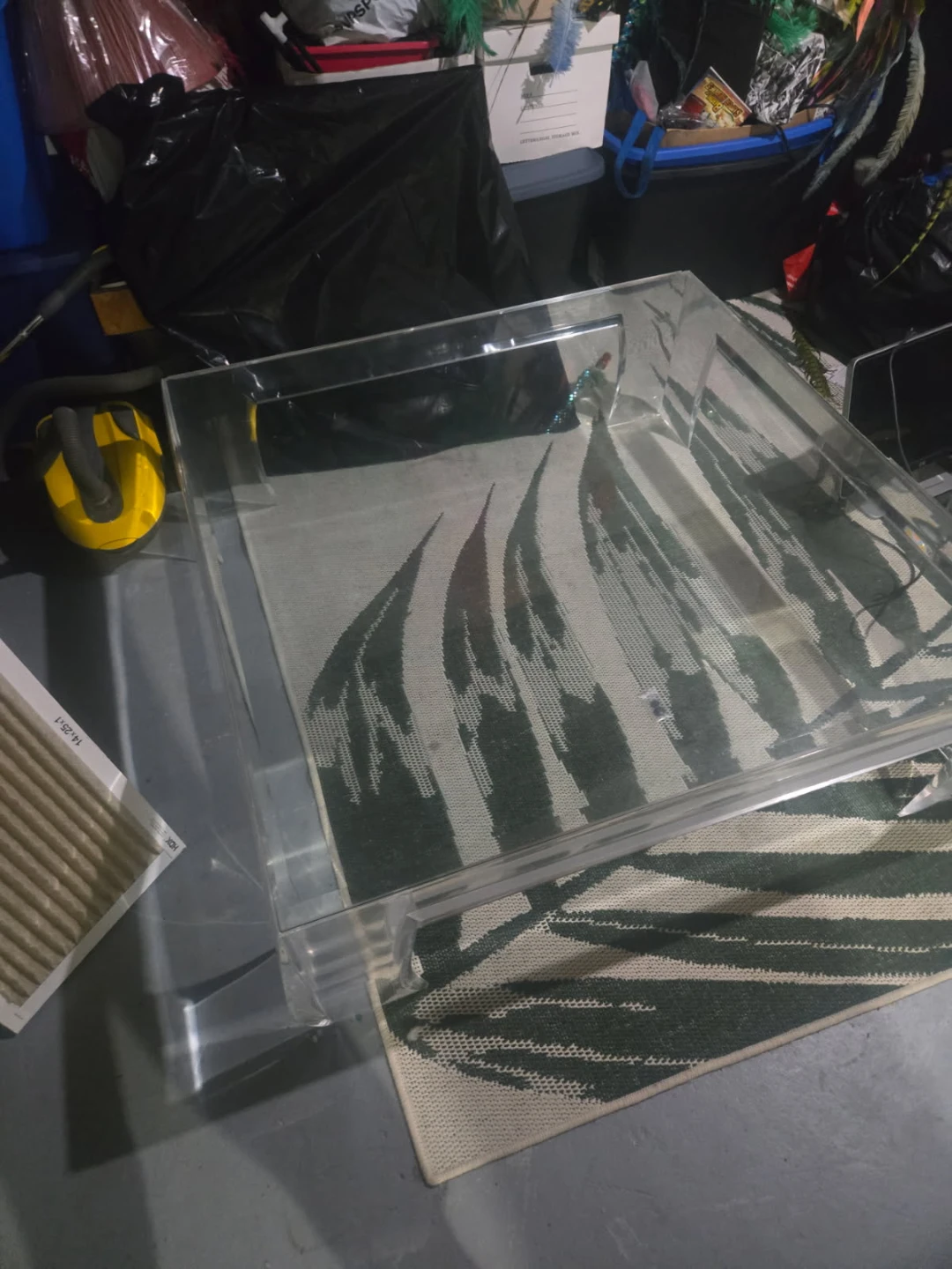 Clear Acrylic Coffee Table - photo 2