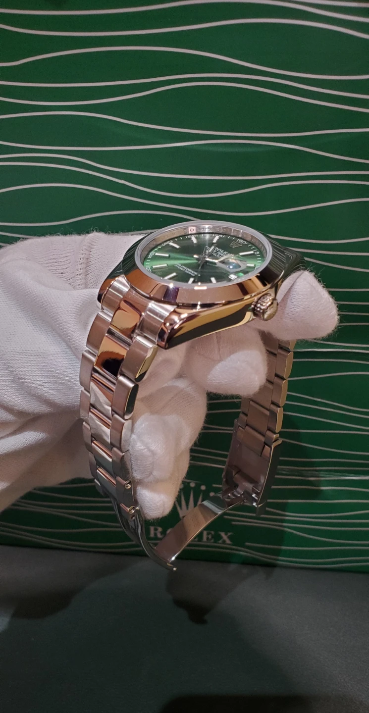 41mm Green Dial Automatic Date Watch - photo 2