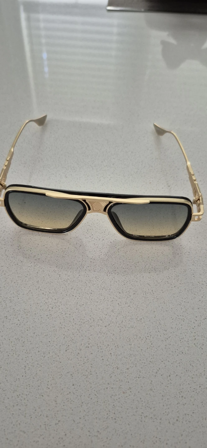 Sun glasses - photo 3