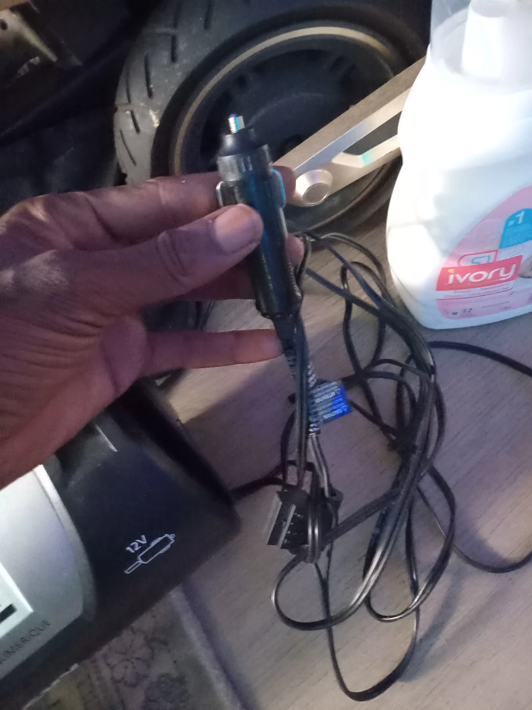 Husky 12/120 Volt Auto and Home Inflator - photo 3