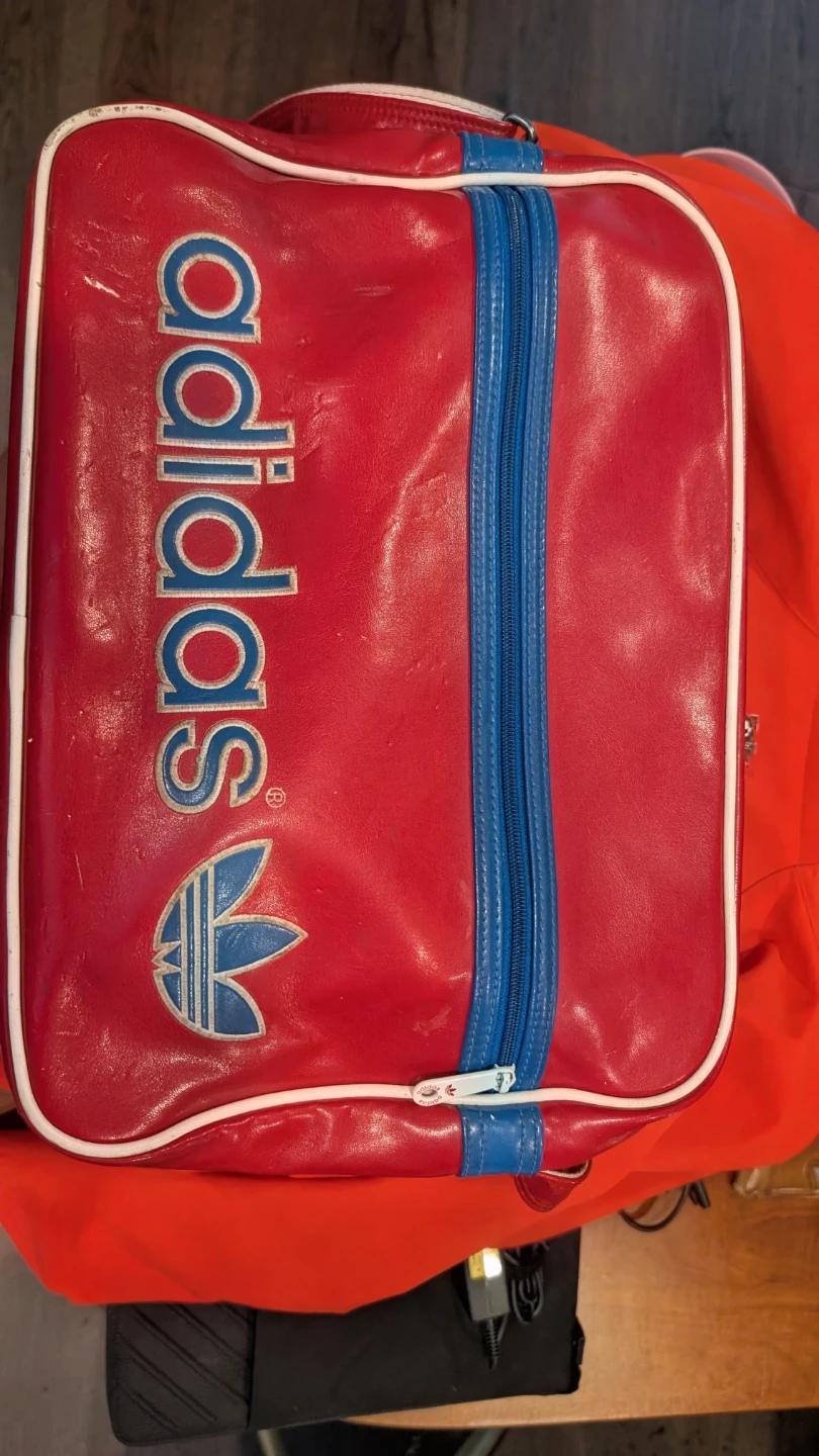 Rare Vintage Adidas Originals EMBROIDERED  Airliner Shoulder Bag - photo 2