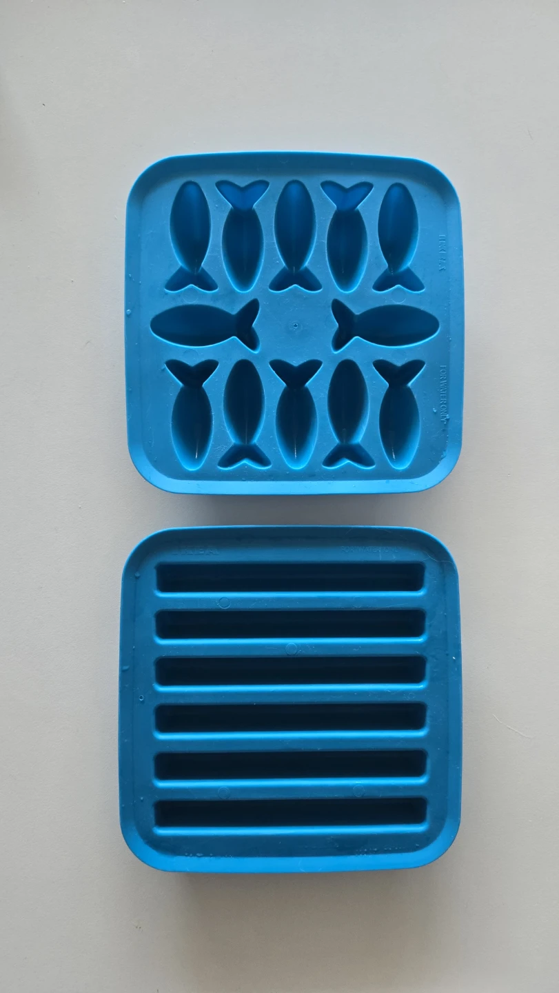 2 Ikea Ice Trays