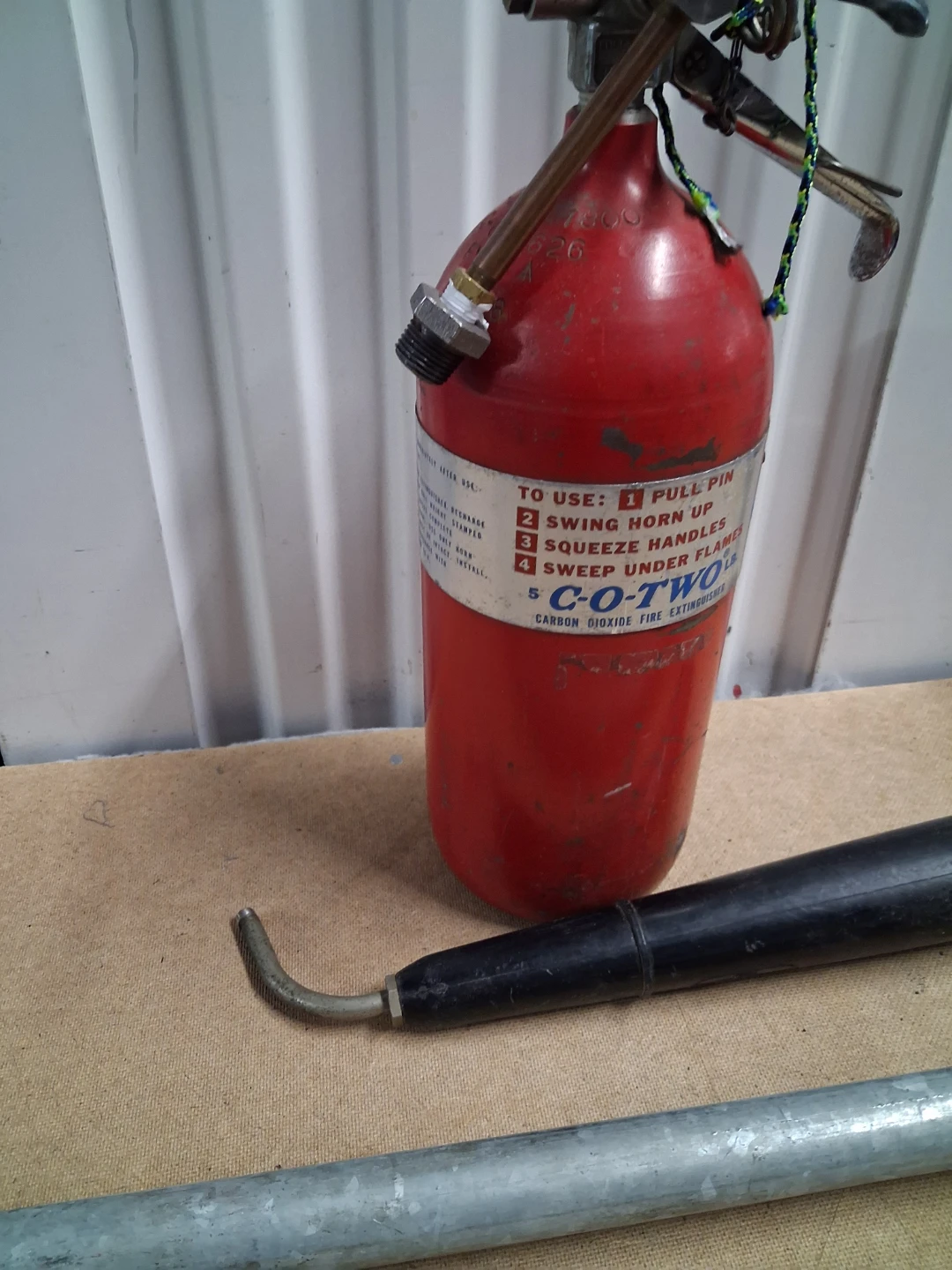 5lbs CO2 Fire Extinguisher with Pipe, Power line fishing set up - photo 5