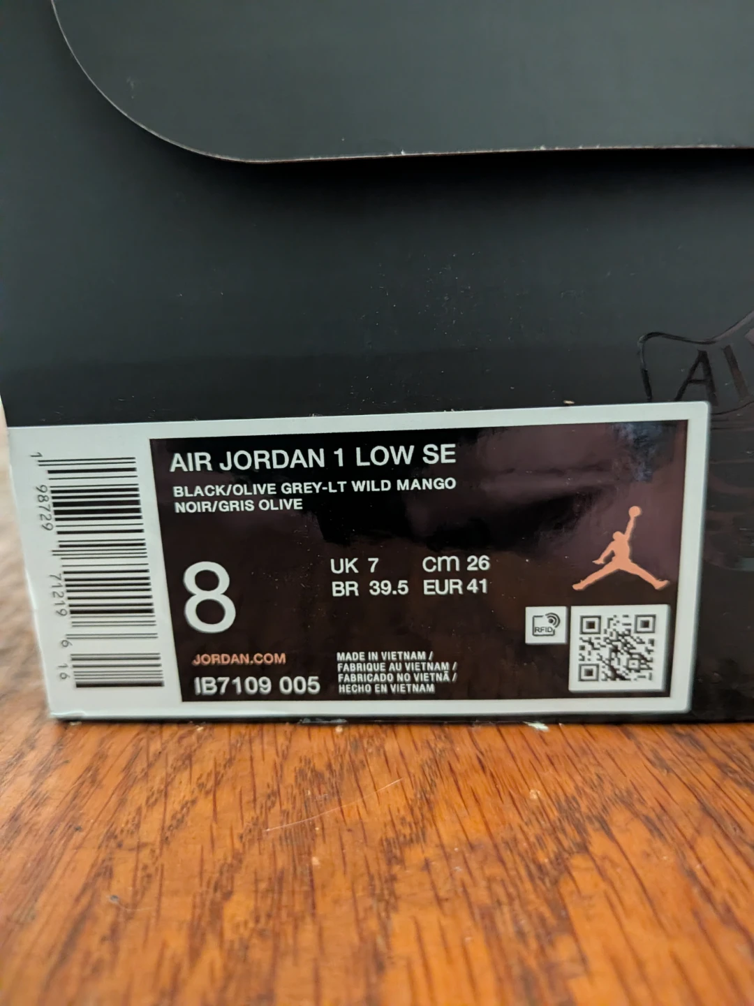 Nike Air Jordan 1 Low SE - photo 2