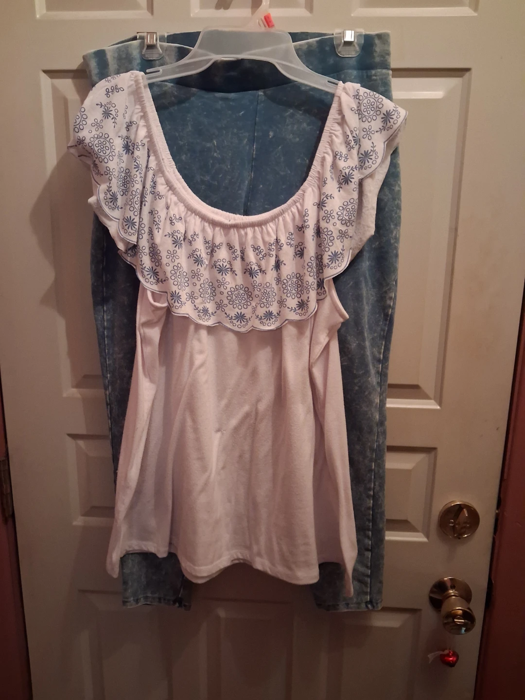 Women's Off-the-Shoulder Top and Leggings Set