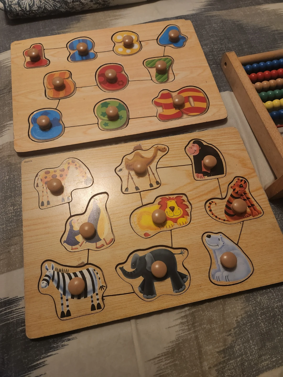 Melissa & Doug  Abacus and wooden puzzles - photo 2
